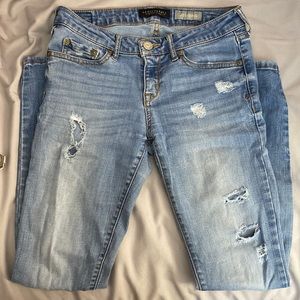 Light Wash Distressed Jeggings
